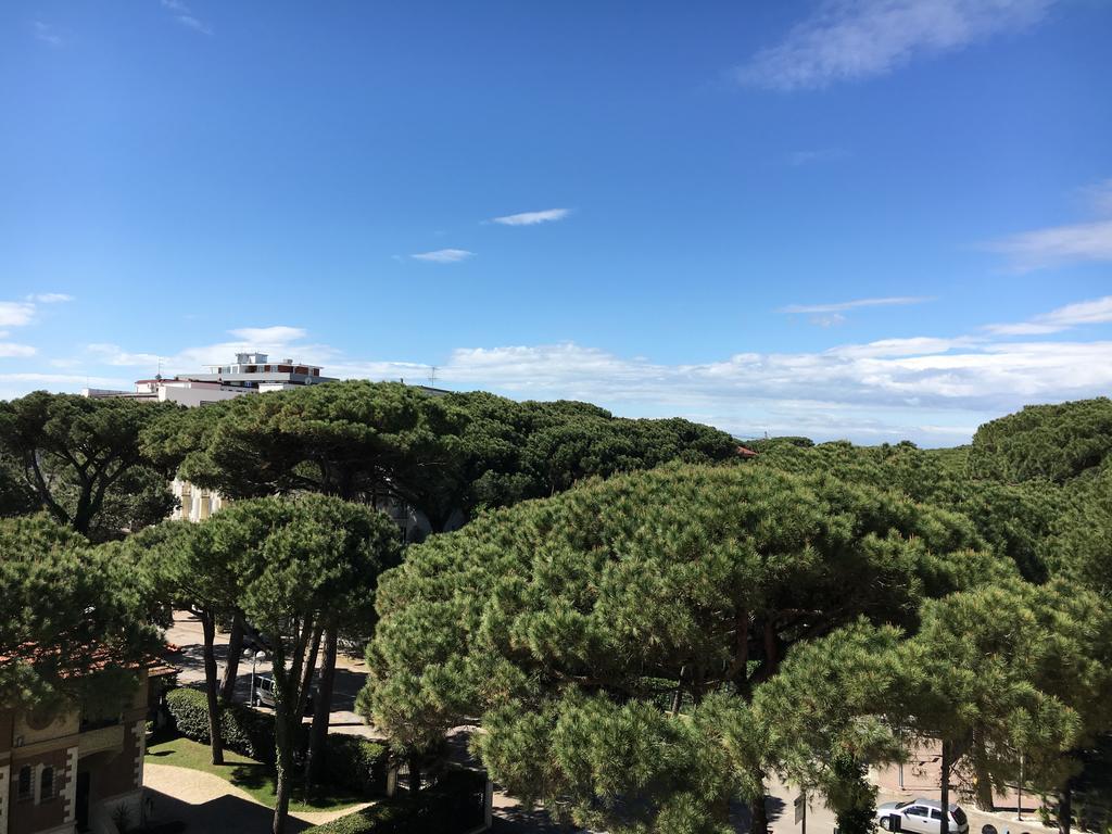 Hotel Consul Milano Marittima Bagian luar foto